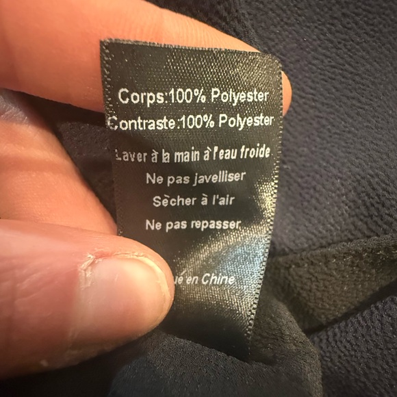 REFERENCE WOMENS SLEEVELESS DRESS SHIRT, SIZE SMALL, NAVY - Picture 12 of 12